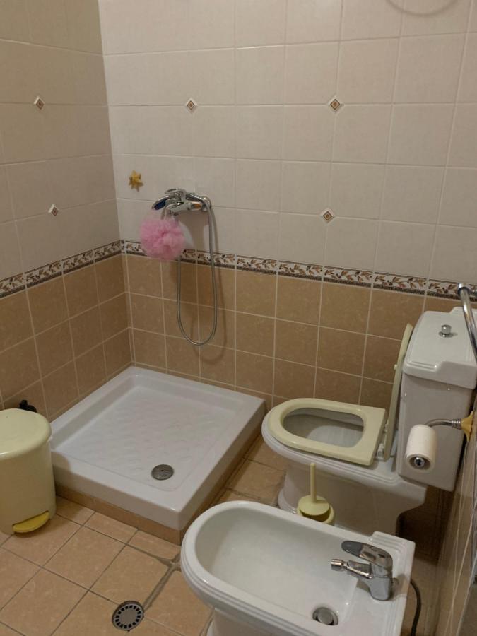Tirana Apartment B&B Bagian luar foto